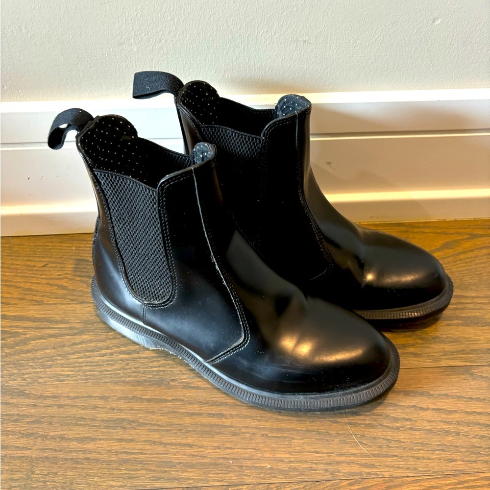 Doc Martens Chelsea Boots